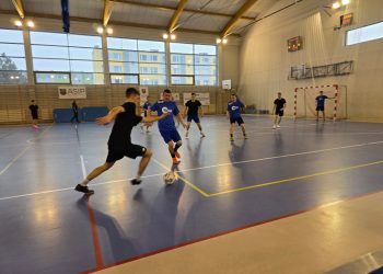 Kto rządzi w „halówce”?