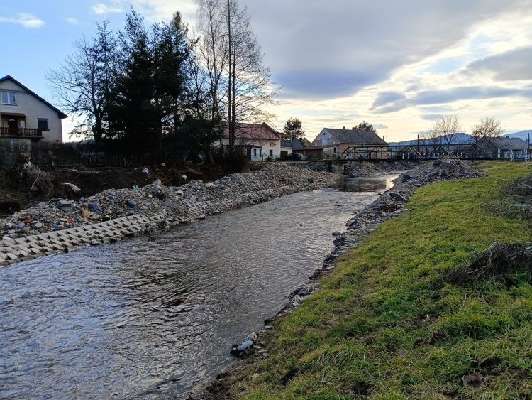 Złoty Potok – kiedy Wody Polskie naprawią uszkodzenia?