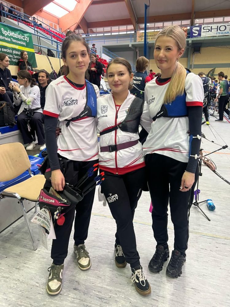 Zawodniczki Obuwnika na podium mistrzostw Polski