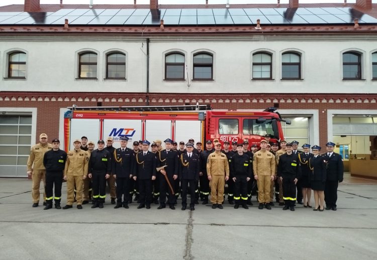 Samorządy wspierają Straż Pożarną