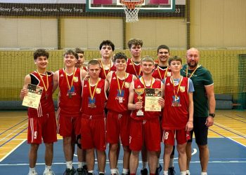 Brązowy medal dla uczniów ,,Mickiewicza”