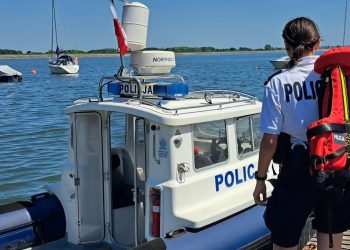 Mandaty na wodzie, pościg na lądzie. Gorący początek wakacji nad Jeziorem Nyskim