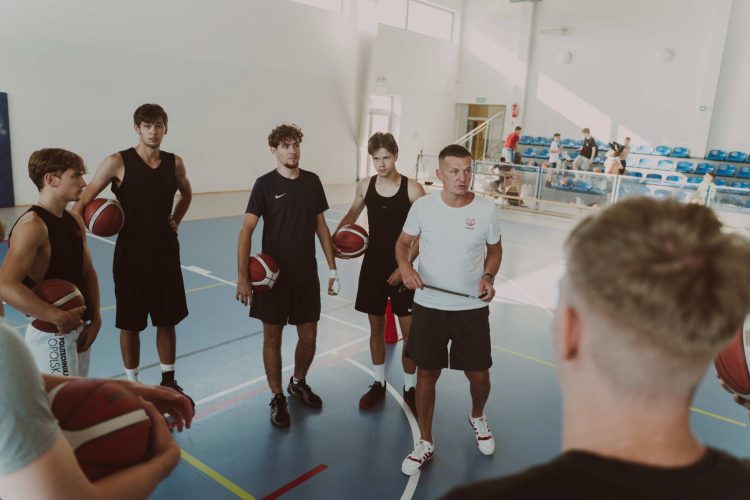 Pierwsze treningi Smyka