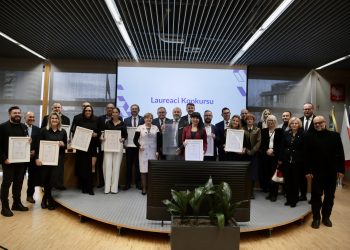 Wręczenie nagród na najlepszą przestrzeń województwa fot. UMWO