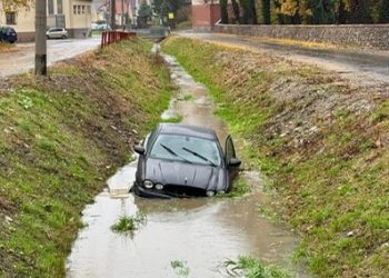 Bodzanów: wjechał do rowu. Miał 2 promile