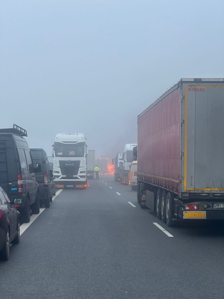 Uwaga – A4 zablokowana w obie strony