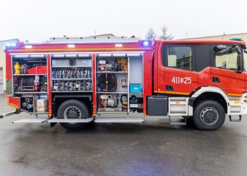 Jeszcze bezpieczniej na pograniczu. Do Głubczyc i Prudnika trafiły nowe Scanie
