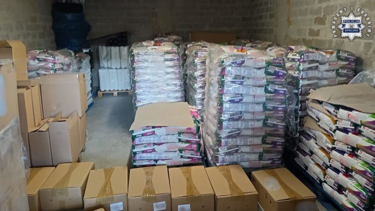 Podrabiał chemię gospodarczą i kosmetyki, a potem sprzedawał ją w internecie